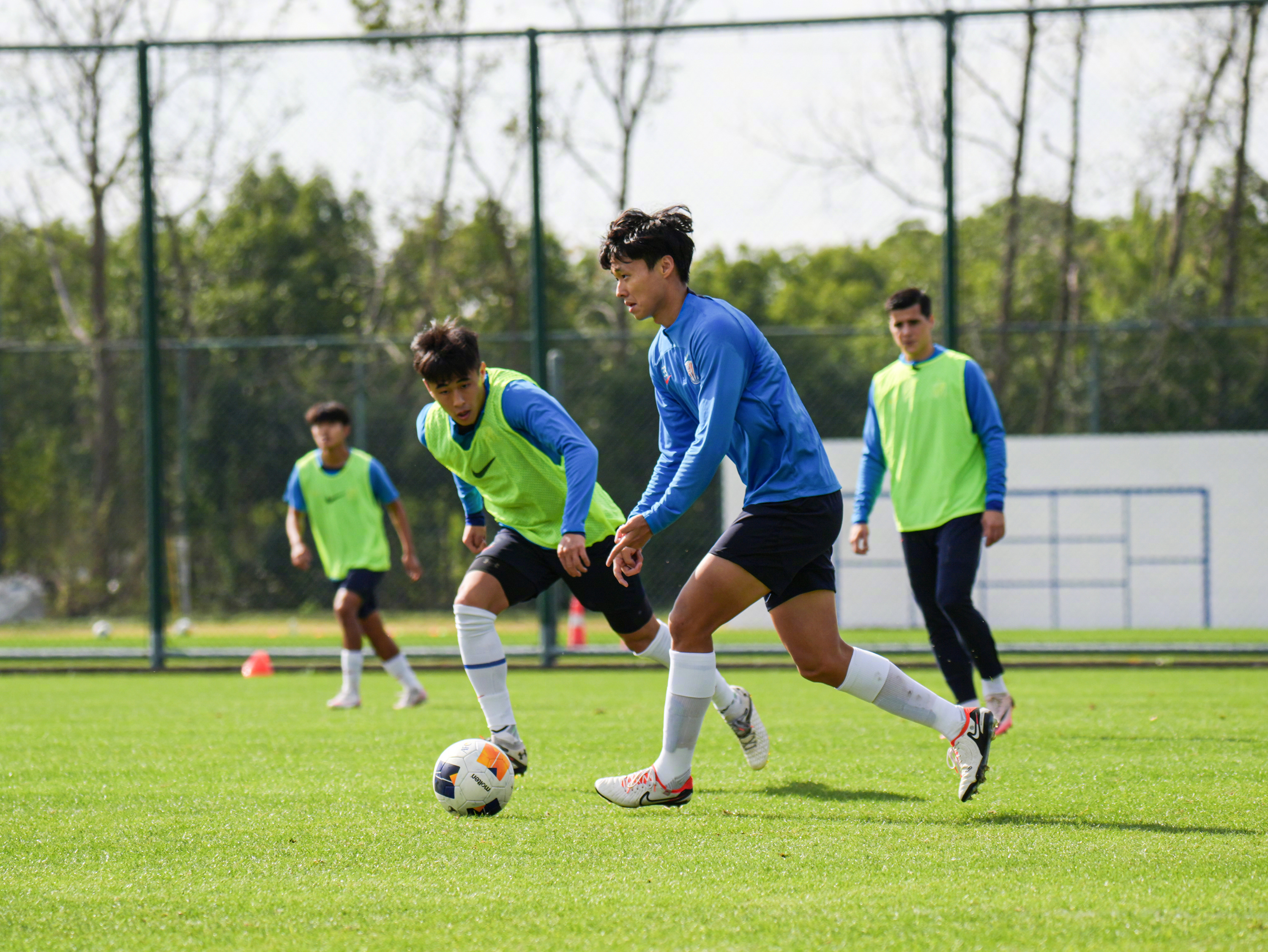 开元官方网站-上海申花训练开放日，今晚迎来里程碑引欢呼，欧联在即，年轻球员得到机会(升迁之路宋立海)